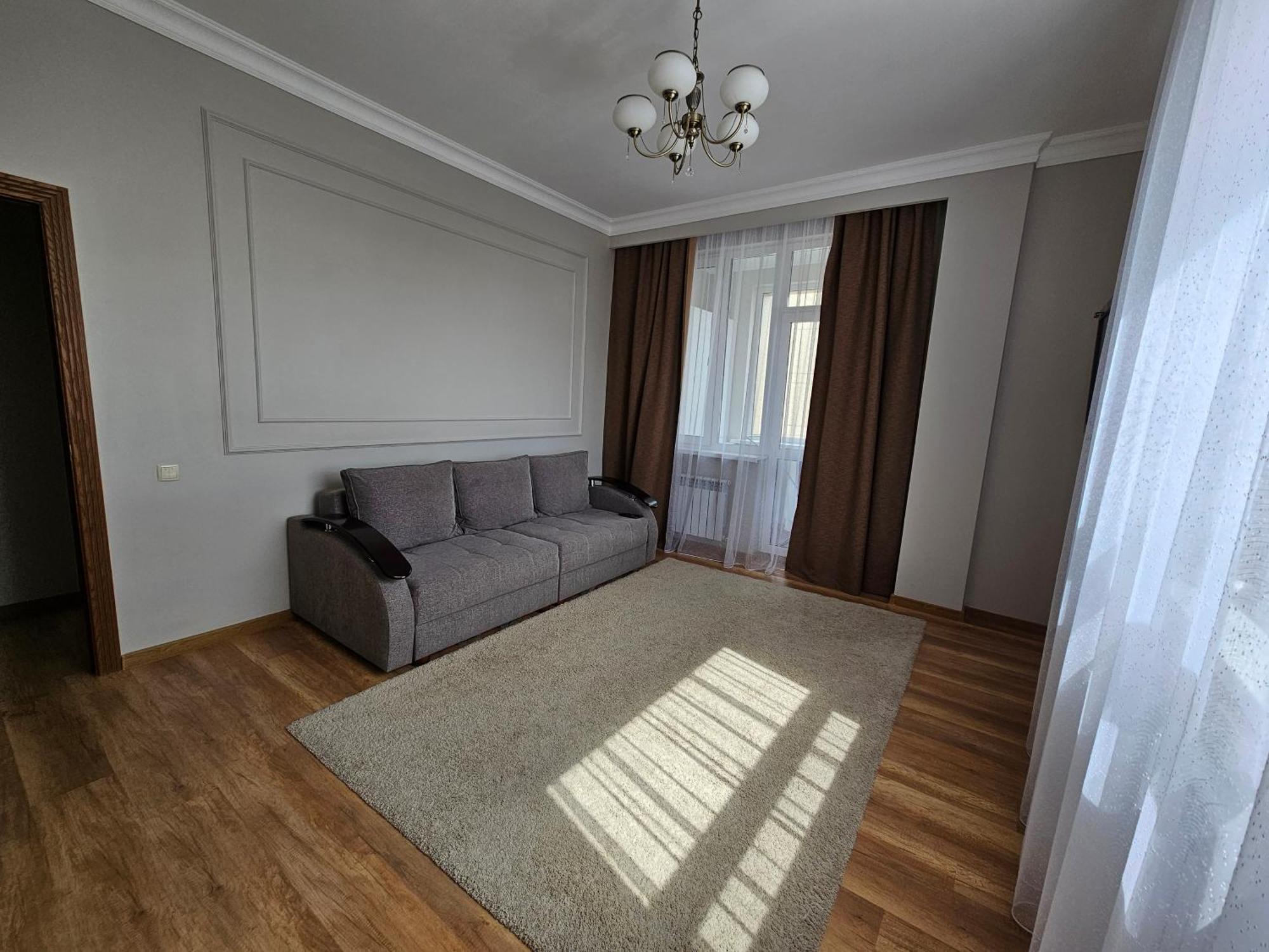 Ernaz Plus Apartments-Expo-Boulevard 130 Astana Exterior foto
