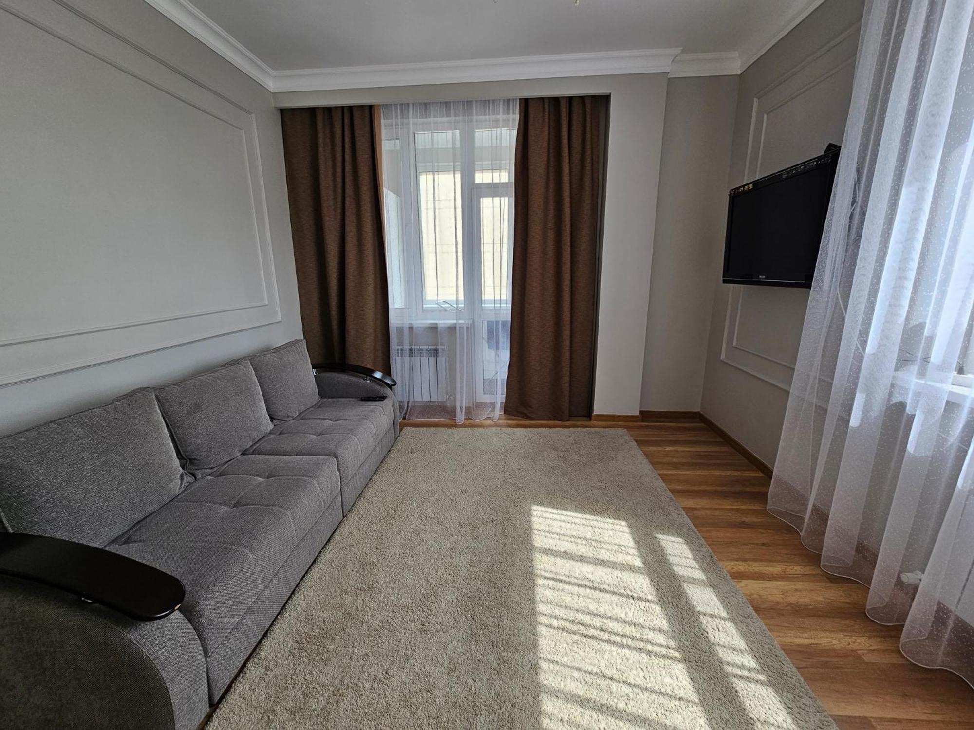 Ernaz Plus Apartments-Expo-Boulevard 130 Astana Exterior foto